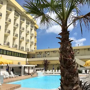 hotellátogatás
